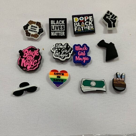 Bracelet with 20 pc pop on decor- can also be used on Crocs shoes - Picture 3 of 6